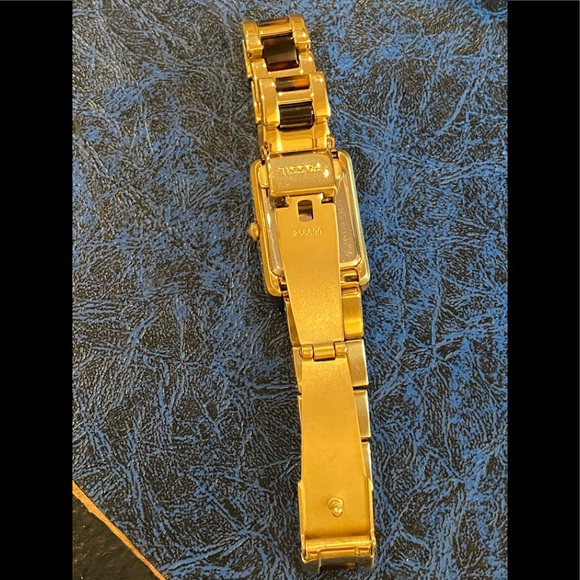Fossil watch